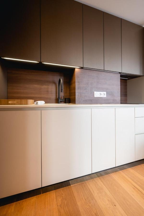 Le Nid Du Favre I - Charming Studio With Stunning Lake View Annecy Exteriör bild