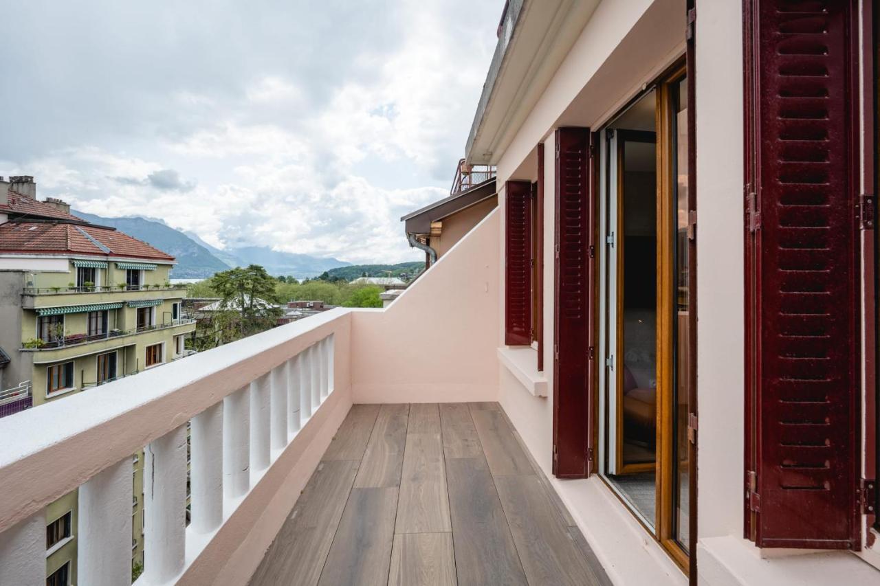 Le Nid Du Favre I - Charming Studio With Stunning Lake View Annecy Exteriör bild